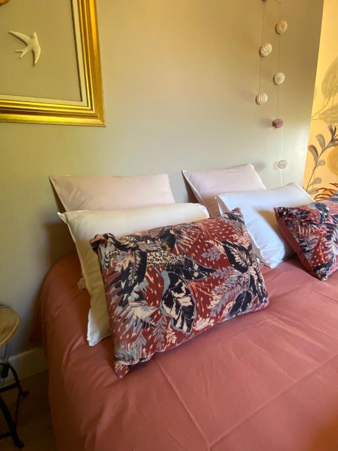 Domaine De La Bigottiere, Chambres D'Hotes Montigne-le-Brillant Eksteriør billede